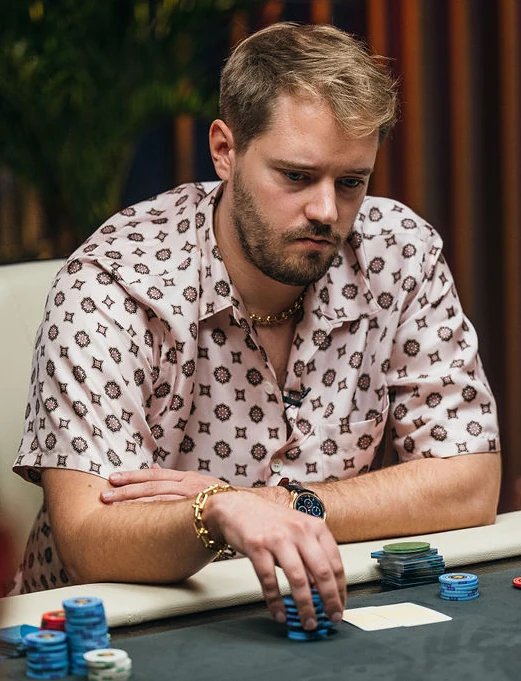 Linus Loeliger Linus Loeliger poker player portrait