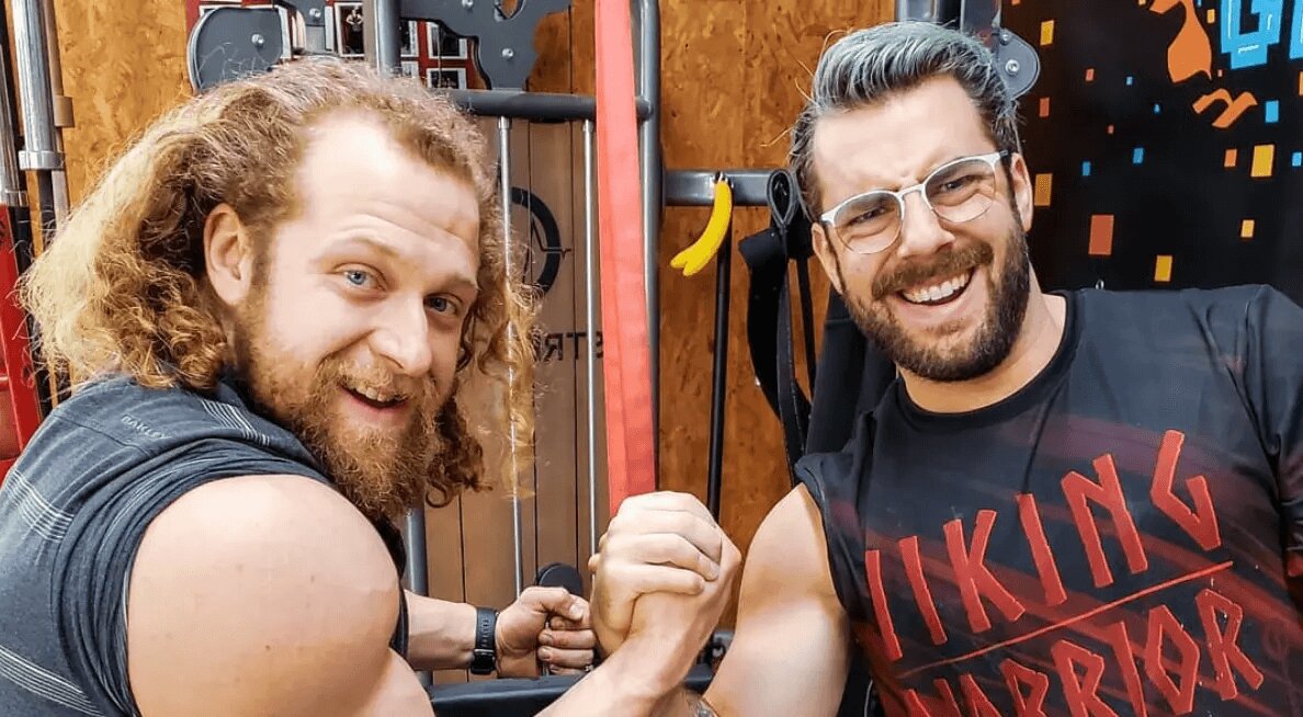 YouTube bodybuilder Jujimufu stung by Tom Boyden in $100,000 poker staking lawsuit