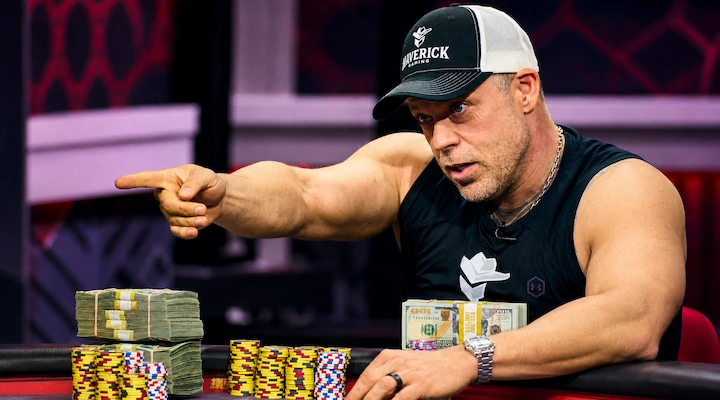 Eric Persson Eric Persson pointing across the poker table at a high stakes cash game