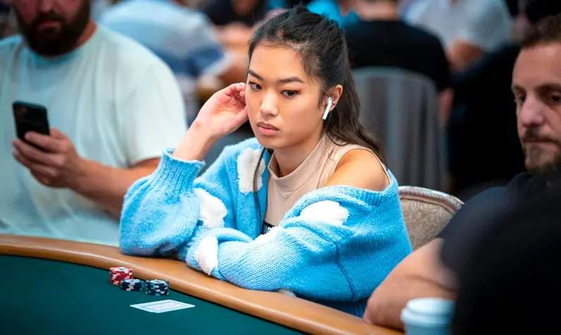 Qiyu Nemo Zhou at the Poker Table Qiyu Nemo Zhou, Woman Grandmaster and Twitch streamer, at a live poker tournament table