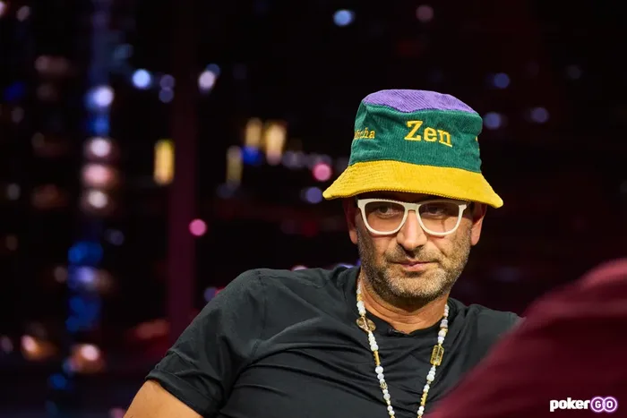 Antonio Esfandiari in a televised cash game Antonio Esfandiari playing a televised high-stakes cash game