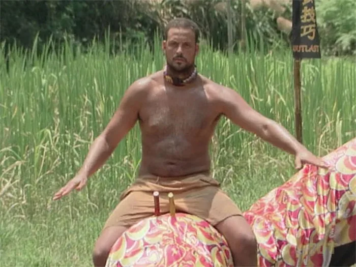 Jean-Robert Bellande Survivor China Jean-Robert Bellande competing on Survivor: China in 2007