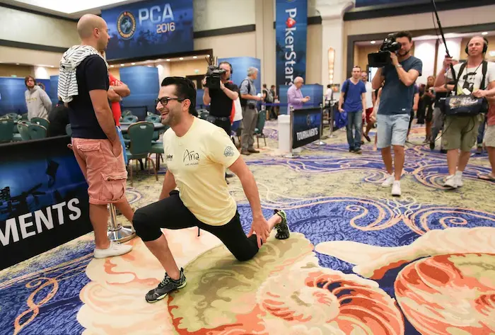 Antonio Esfandiari Lunges for 48 Hours