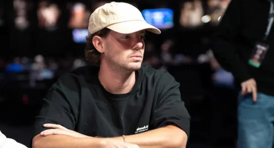 Venividi1993 Leads the Way in CoinPoker Cash Game World Championship